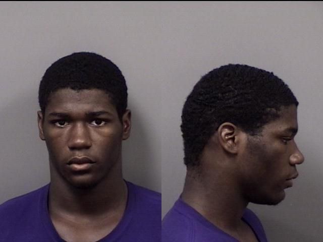 Ja’Quwez Norwood arrested Nov. 22 on a felony charge of battery on a law enforcement officer.